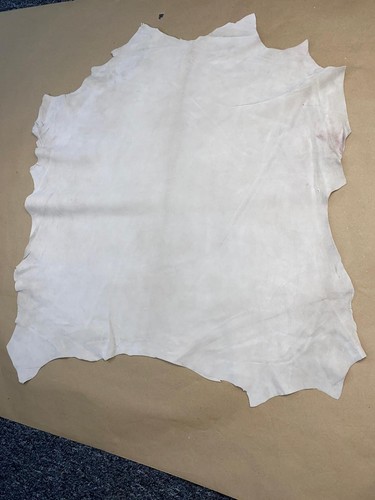 White ivory genuine - /,