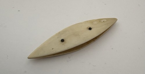 Antique bovine bone tatting - antique,