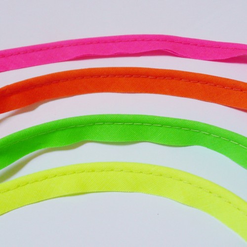 Flanged 2mm insert piping cord