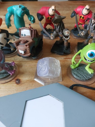Disney infinity bundle plus - infinity,