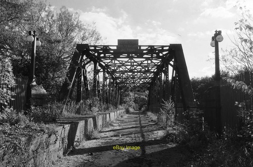 Photo 6x4 disused bridge - disused,