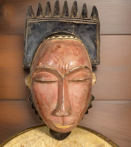 Authentic african art wood - art,