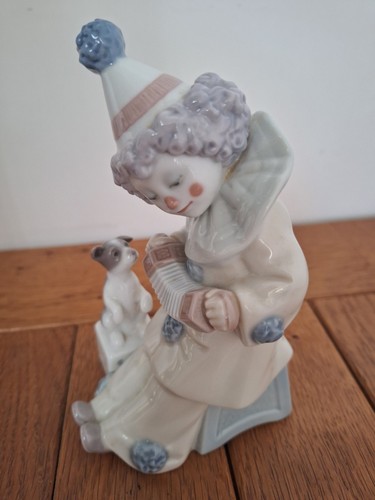 Lladro figurine 5279 - #5279, pierrot