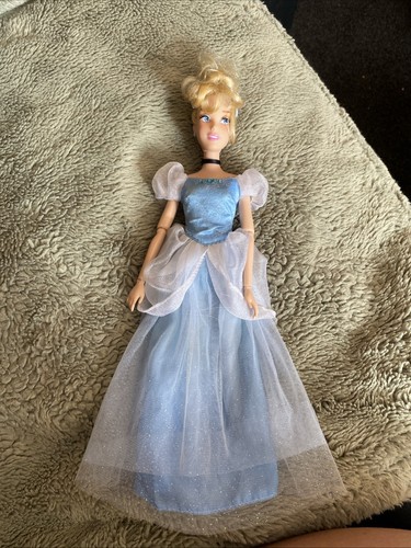 Disney cinderella doll classic - cinderella,