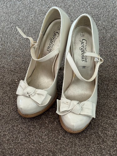 New look ivory - look,