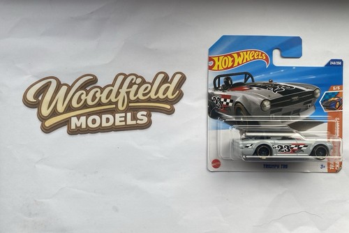 Hot wheels triumph - hot,