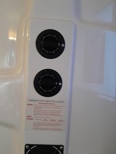 1 x 9 lamp phototherapy unit fitted with 9 x Philips TL/01 UVB narrowband lamps