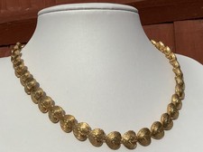 Yves Rocher Vintage Hearts Necklace Classic 1980s Gold Tone Jewellery