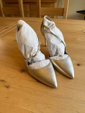 LK Bennett "Heather" Shoe 5/38