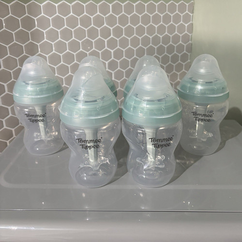Tommee tippee baby bottle - tippee,
