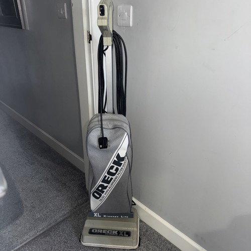Oreck upright vacuum - xl,