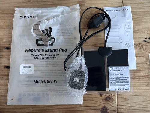 New 14x15cm reptile heat - new,