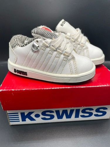K-Swiss old school tongue