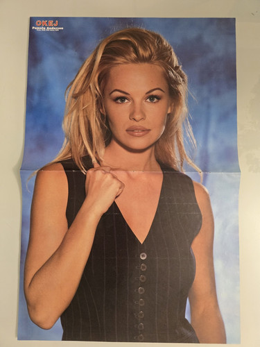 Pamela anderson yaki - pamela,