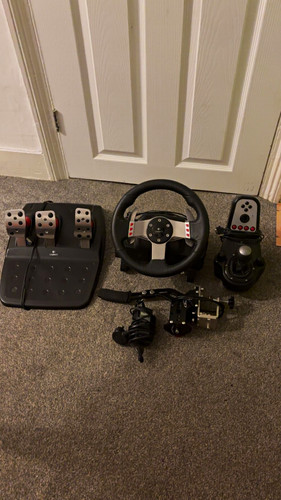 Logitech g27 racing wheel - logitech,