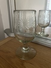 Lovely Vintage Floral Etched
