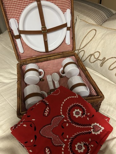 Wicker picnic basket - basket, for