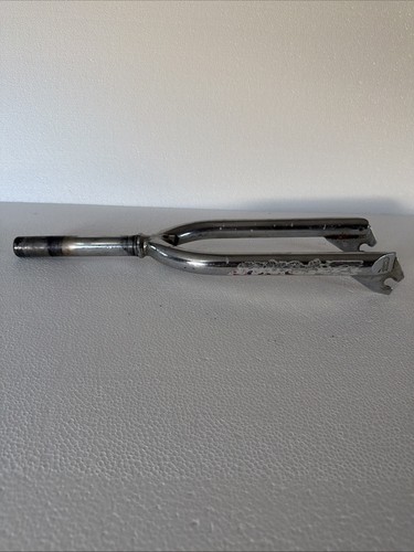 Dyno old school stamp - school, fork