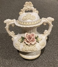 Stunning Capodimonte porcelain