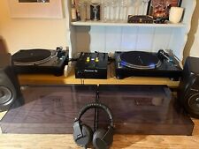 Pioneer PLX 1000 turntables