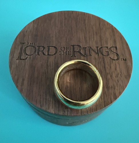Weta workshop one ring - workshop, replica