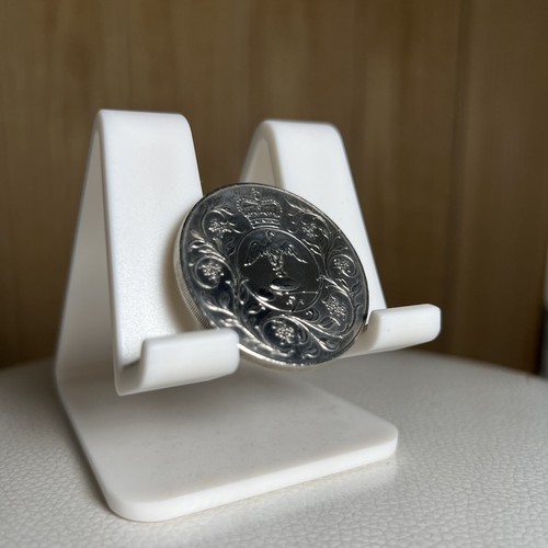 1977 queen elizabeth silver - queen, ii
