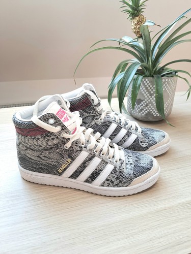 Rare adidas top - rare, ten