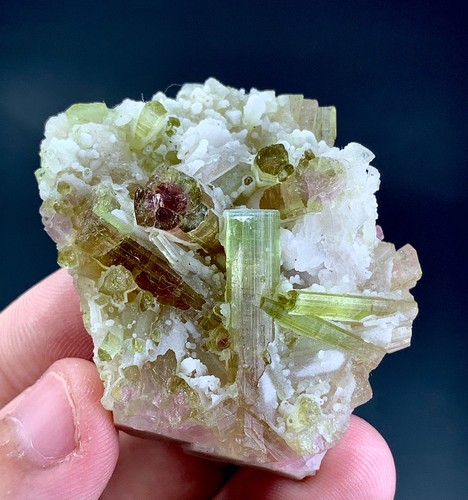 178 carat tourmaline - 178,