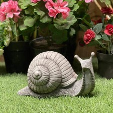 Small Stone Cast Snail Garden