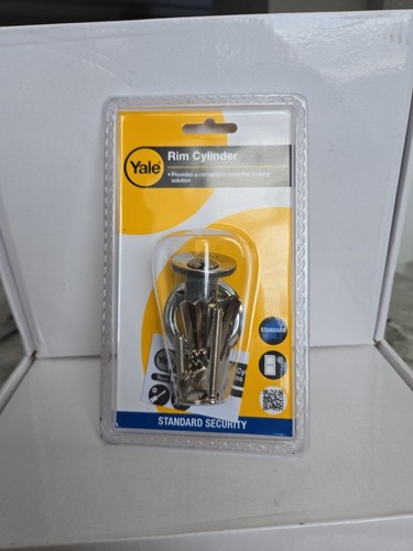 Yale chrome plated metal - chrome,