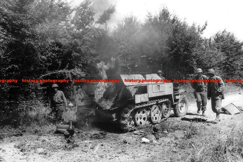 F002365 burning half track - burning,