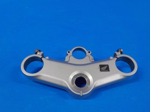Top yoke triple - top,