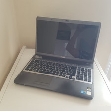 Sony VAIO 16.4" VPCF1 PCG-81113M Rare LAPTOP DAMAGED UNTESTED Spares Repairs