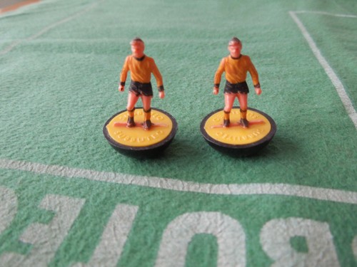 Subbuteo football spare - football, 2