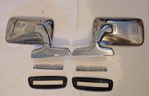 Classic car wing - door, mirror