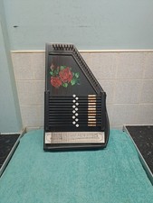 Vintage Rosetti Autoharp 32