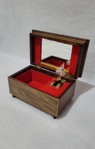 Vintage music box ballerina - vintage,