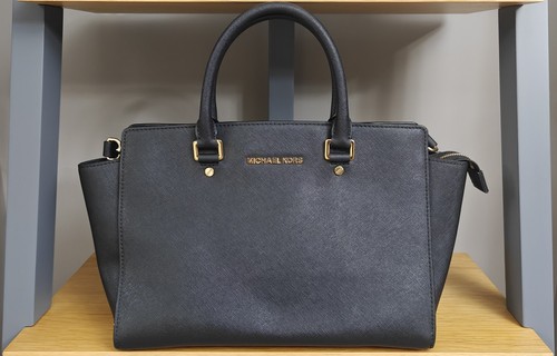 Michael kors handbag - kors,