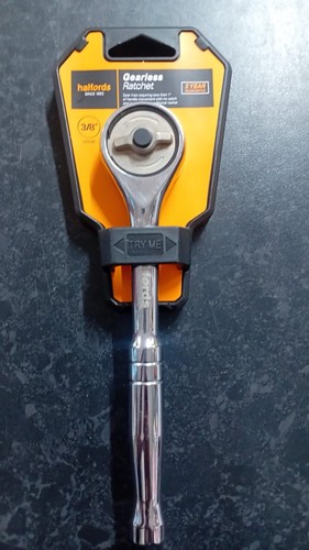 Halfords gearless - halfords,