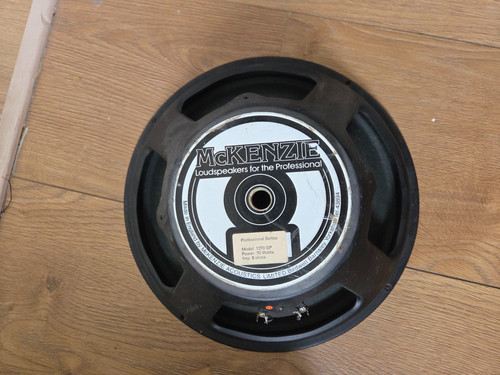 Mckenzie 1270 guitar - 1270-gp, amp