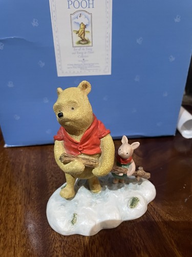 Border fine arts - arts, pooh