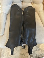 Brown Ariat Concord Half Chap Size XST