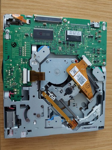 Clarion single dvd drive - cd,