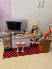 OUR GENERATION Bite To Eat Diner Cafe with X2 Dolls and accessories