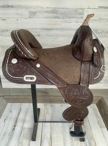Beautiful all western horse - all,