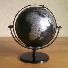 THE RANGE - Stylish 30cm Black