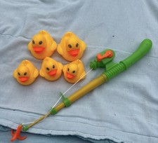 Hook a duck game