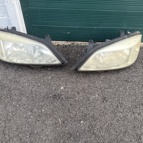Headlights vauxhall astra - headlights,