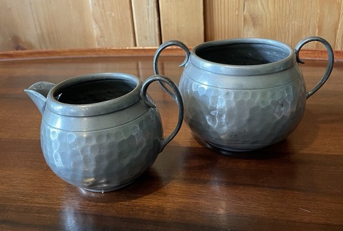 Vintage parkin pewter - e.h,