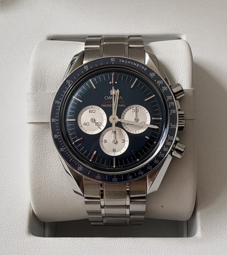 Omega speedmaster moonwatch - omega,